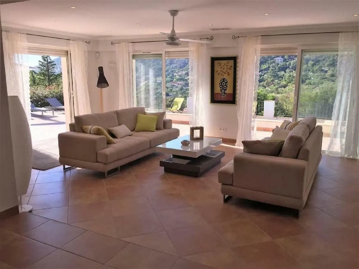 Villa Des Oliviers Le Lavandou